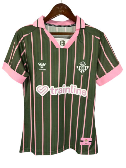 26/27 Bettis women's clothing